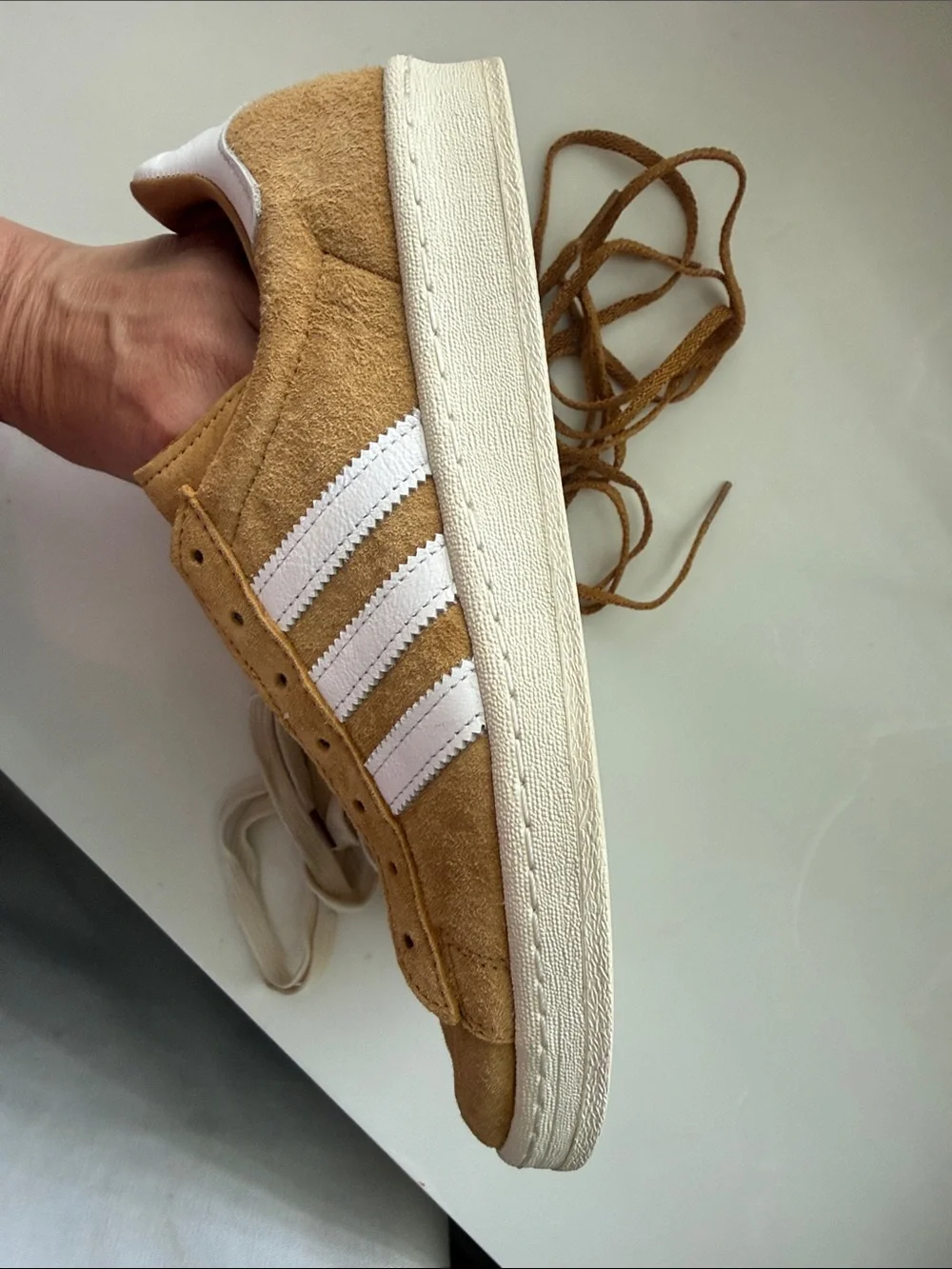 adidas low top
